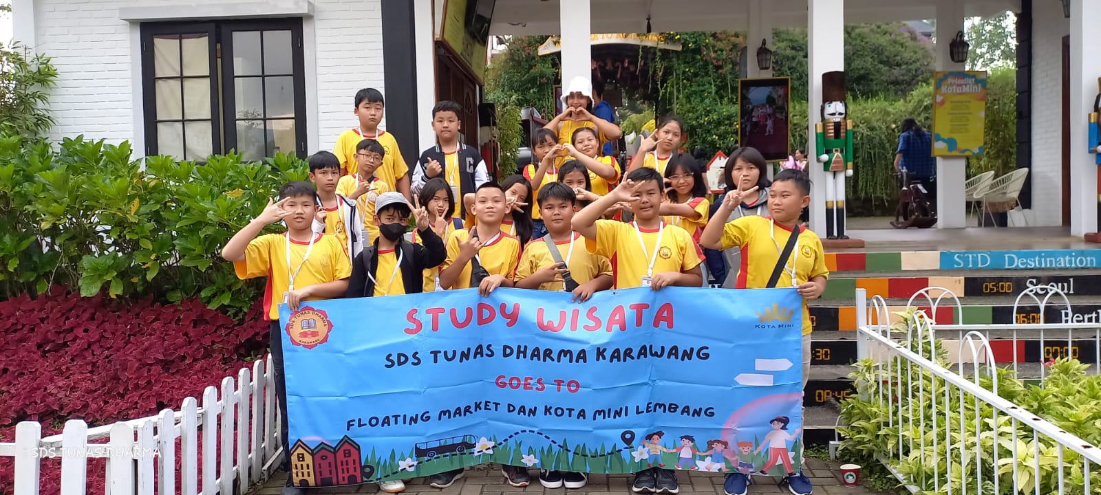 Studi WIsata Ke Kota Mini Lembang – SD Tunas Dharma