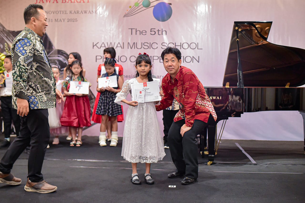 Siswi SD Tunas Dharma juara lomba piano